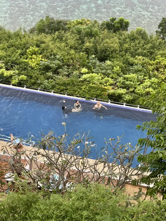 Vivere Azure - Infinity pool top view